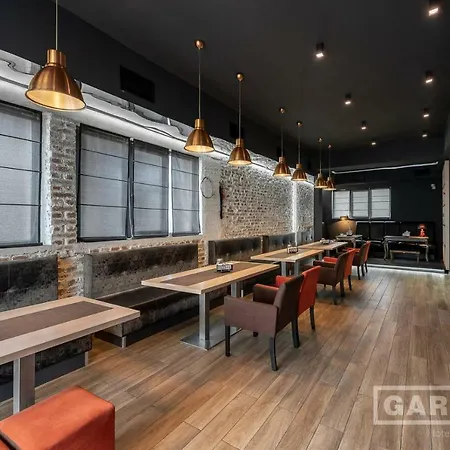 Garson Hotel